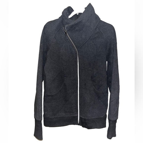 Lululemon jacket size 8 excellent condition - Picture 3 of 7